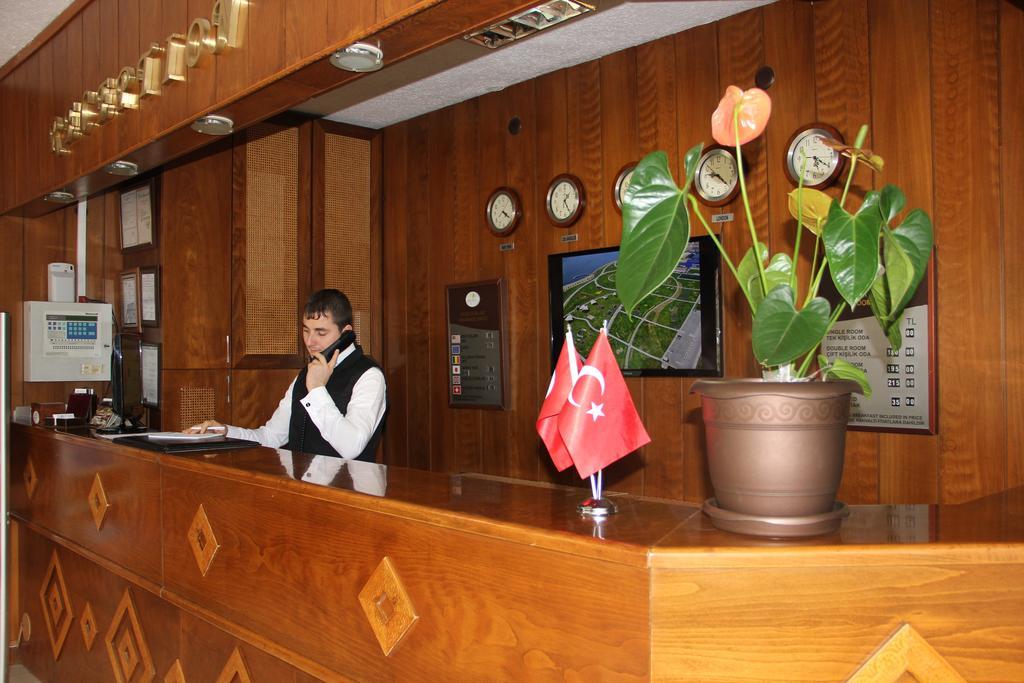Seka Park Hotel Ізміт Екстер'єр фото