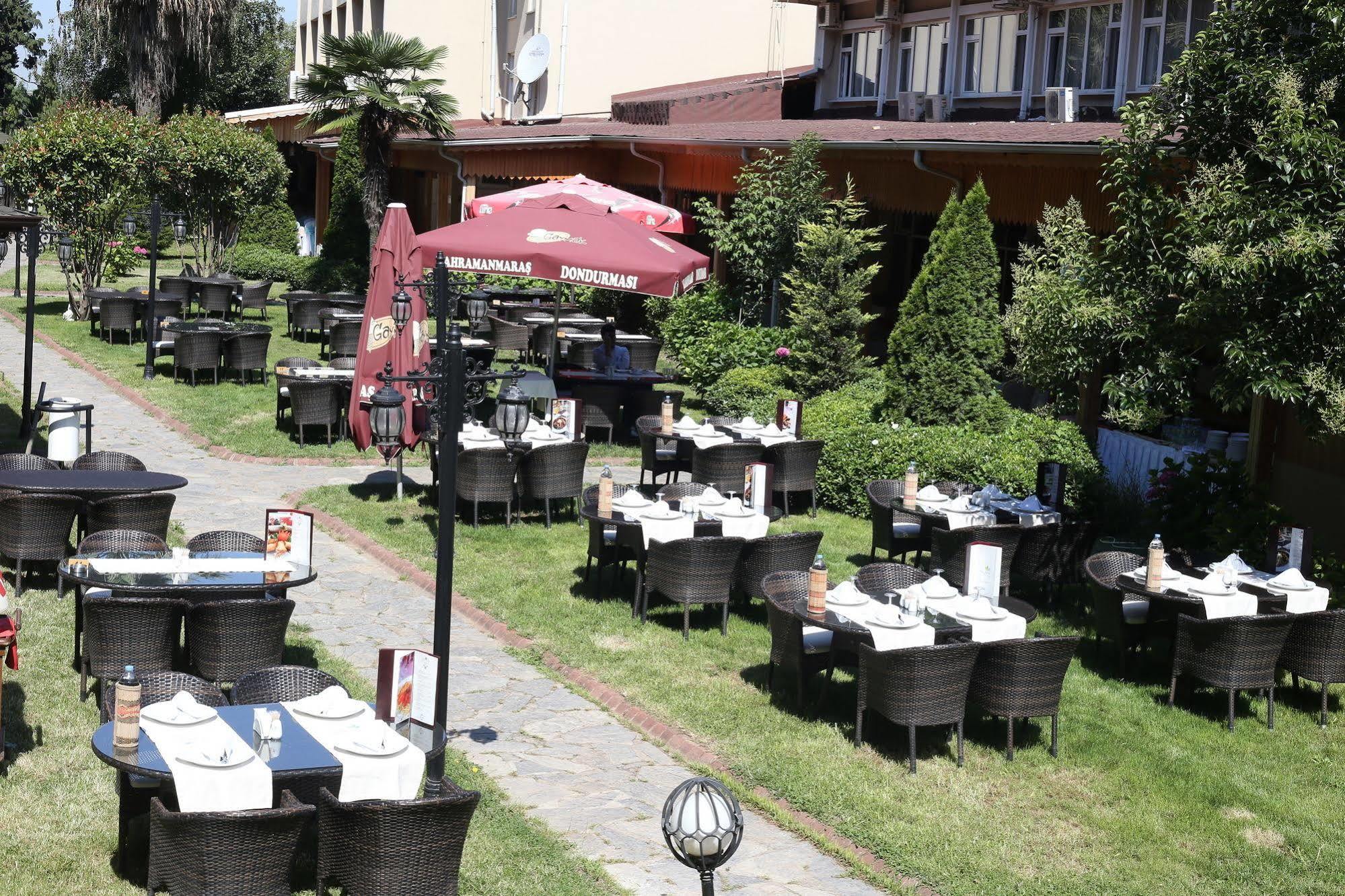 Seka Park Hotel Ізміт Екстер'єр фото